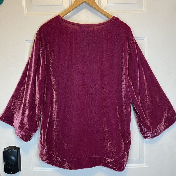 Tommy Bahama SILK Velvet Sands Sz M Tie Neck Pullover Blouse Fuchsia - Picture 2 of 16